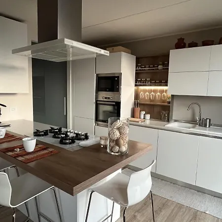 Primavera Apartment *